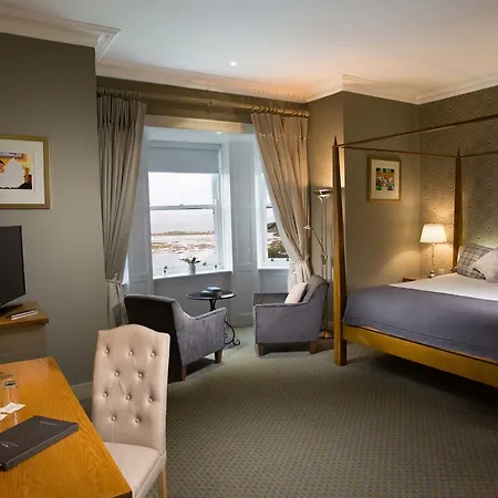 Park Hotel